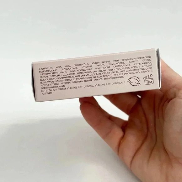 NWT ICONIC LONDON Treat Yourself Eyeshadow Palette - Picture 13 of 13